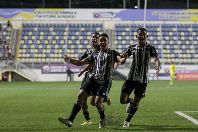 O Galo, de Alvinegro, venceu o Floresta e está na liderança do Grupo 18 da Copinha - (crédito: Foto: Divulgação / Atlético) O Galo, de Alvinegro, venceu o Floresta e está na liderança do Grupo 18 da Copinha - (crédito: Foto: Divulgação / Atlético)
