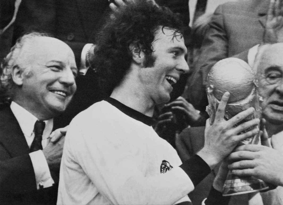Morre Franz Beckenbauer, ícone do futebol alemão  