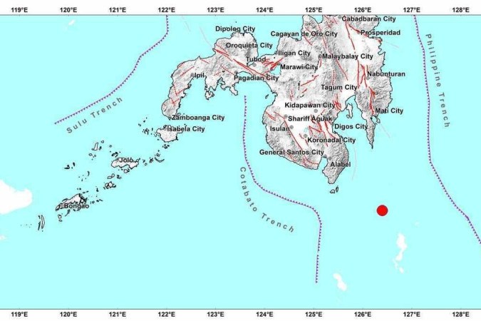 Terremoto ocorreu a uma profundidade de 70 km, cerca de 100 km a sudeste da província de Sarangani, Filipinas -  (crédito: Divulgação/ Instituto Filipino de Vulcanologia e Sismologia (PHIVOLCS))