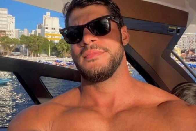 Hulk e Plínio são parecidos e situação causa brincadeiras na internet - (crédito: Fotos: Reprodução Instagram) Hulk e Plínio são parecidos e situação causa brincadeiras na internet - (crédito: Fotos: Reprodução Instagram)