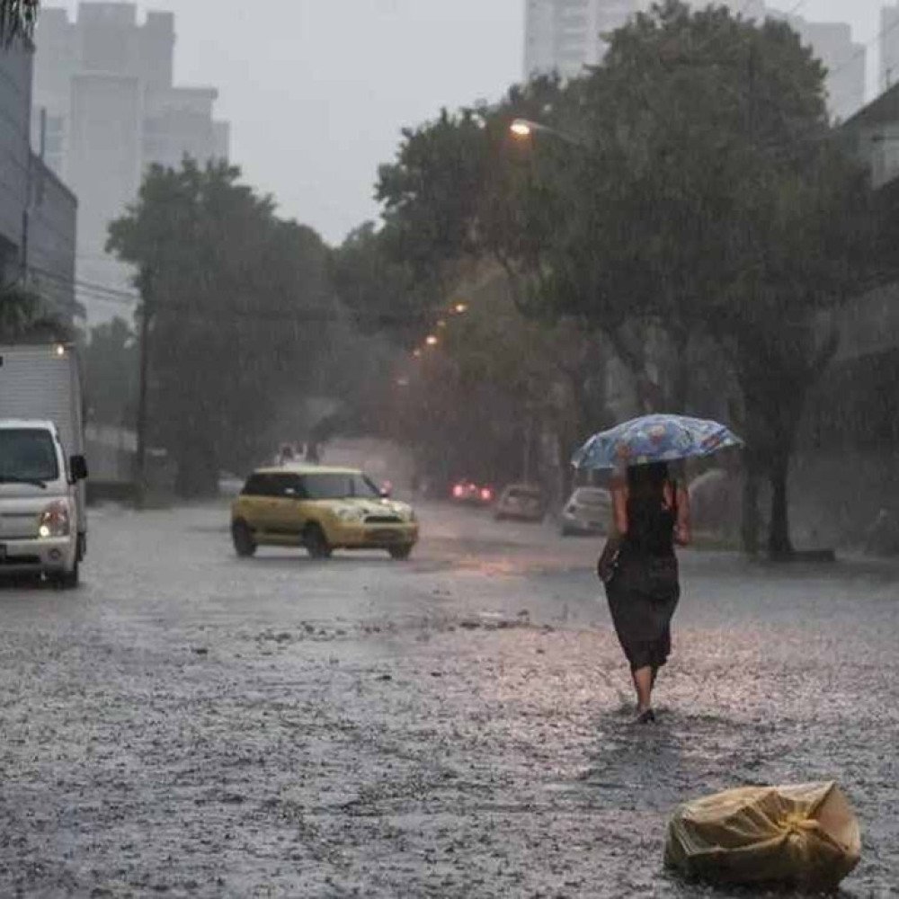 600 mil pessoas continuam sem luz após chuva em São Paulo na sexta