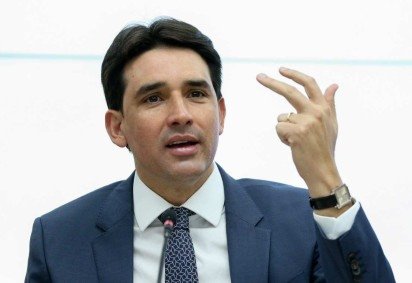 Ministro destacou que decisão foi tomada após várias reuniões, que contou a presença de todos os órgãos do setor, além da própria Prefeitura -  (crédito: Jose Cruz/Agência Brasil) -Ministro destacou que decisão foi tomada após várias reuniões, que contou a presença de todos os órgãos do setor, além da própria Prefeitura -  (crédito: Jose Cruz/Agência Brasil)