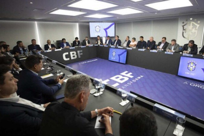 Dirigentes de 40 clubes estiveram presentes à reunião -  (crédito: Foto: Leandro Lopes)