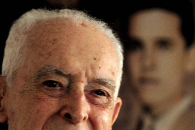 Percival Machado completou 100 anos na última quarta-feira e se mostra animado com a festa do próximo aniversário