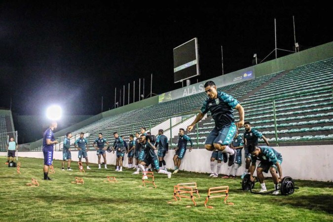 Gama fez treino aberto na noite desta quinta-feira -  (crédito: Lucas Bolzan/Gama)