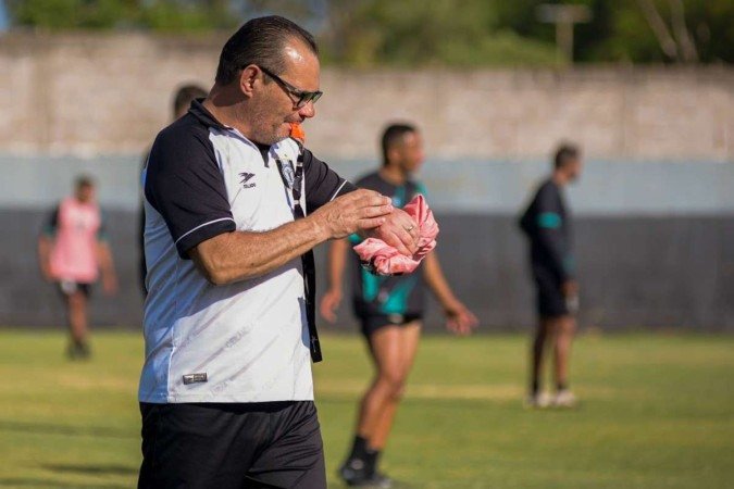 Ceil&acirc;ndia Candang&atilde;o 2024