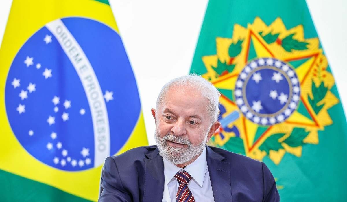 Análise: Lula está com o protagonismo internacional na mão; vai aproveitar?