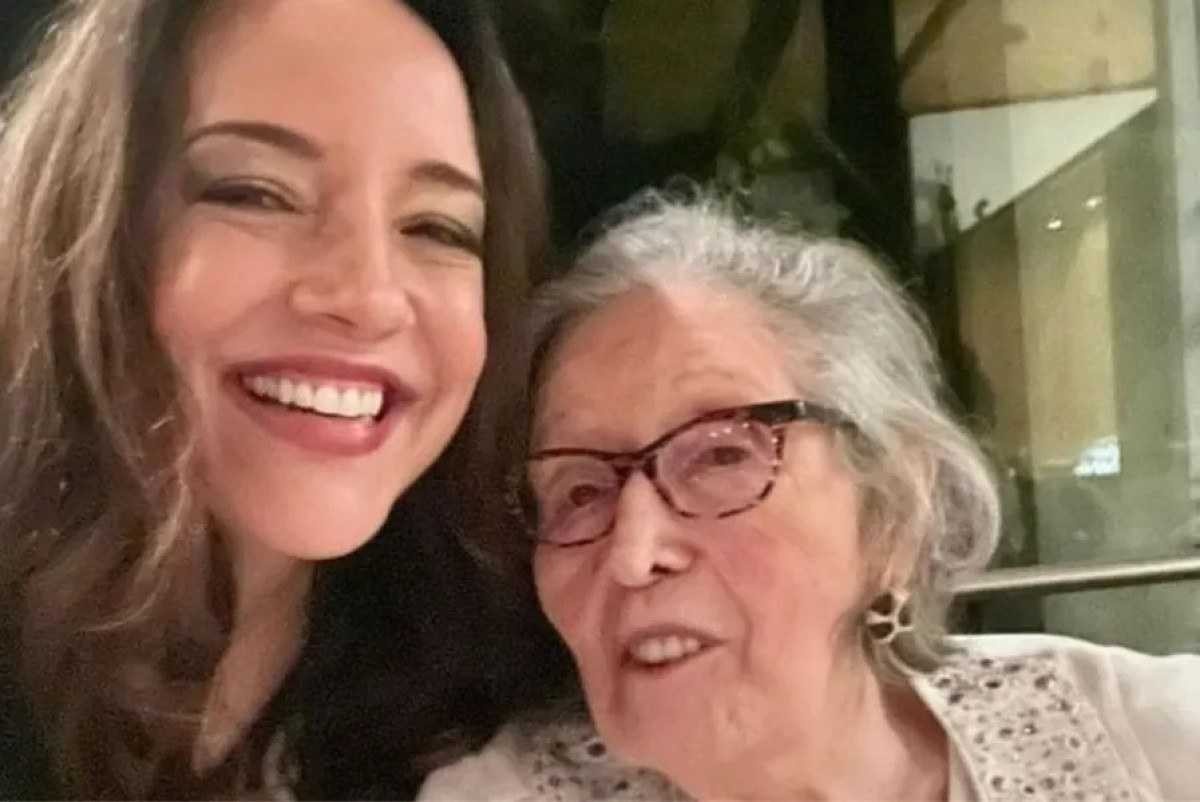 Ana Carolina lembra de morte da mãe no dia que ela faria 87 anos