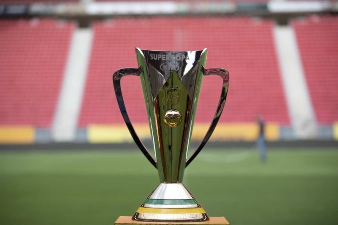 Taça da Supercopa -  (crédito: Lucas Figueiredo/CBF)