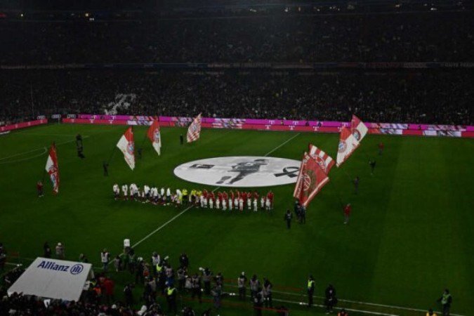 Musiala chuta para fazer o primeiro gol do Bayern sobre o Hoffenheim - (crédito: Foto: Tobias Schwarz/ AFP via Getty Images) Musiala chuta para fazer o primeiro gol do Bayern sobre o Hoffenheim - (crédito: Foto: Tobias Schwarz/ AFP via Getty Images)