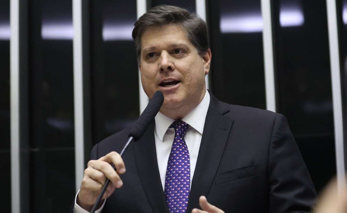Nova PEC dos precatórios é aprovada a toque de caixa