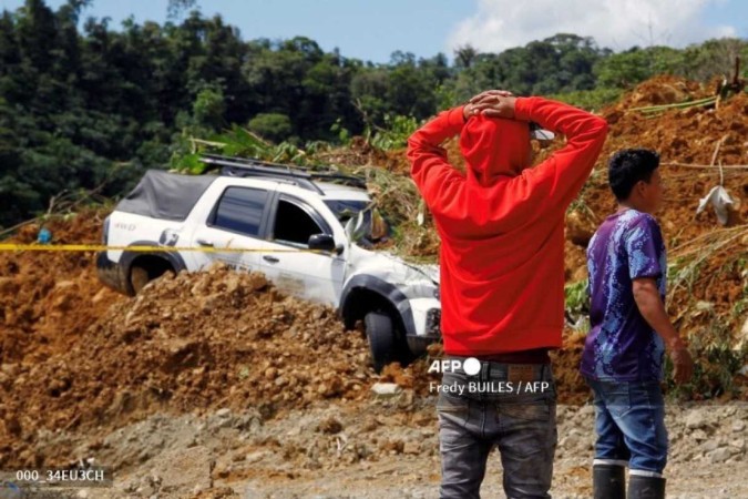 Pelo menos 23 pessoas morreram e cerca de 20 ficaram feridas após um deslizamento de terra em uma comunidade indígena no noroeste da Colômbia -  (crédito:  AFP)