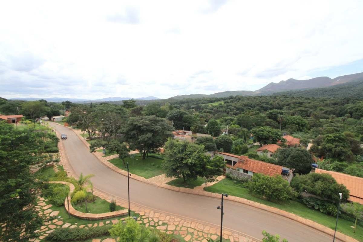  12/01/2024. Credito: Edesio Ferreira/EM/D.A Press. Brasil. Brumadinho. MG. Descomisionamento das barragens da Vale. Barragem Corrego do Feijao. Na foto, vista da praca 25 de janeiro, no centro de corrego do feijao.       Copyright 