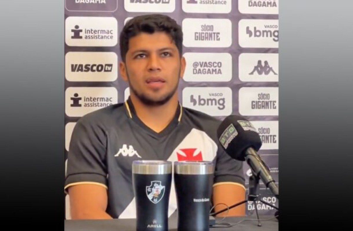 Robert Rojas é apresentado no Vasco: ‘Vamos brigar por tudo’