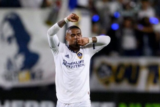 Douglas Costa está livre no mercado desde outubro, quando deixou o Los Angeles Galaxy, dos Estados Unidos - Foto: Instagram/Reprodução -  (crédito: Foto: Instagram/Reprodução)