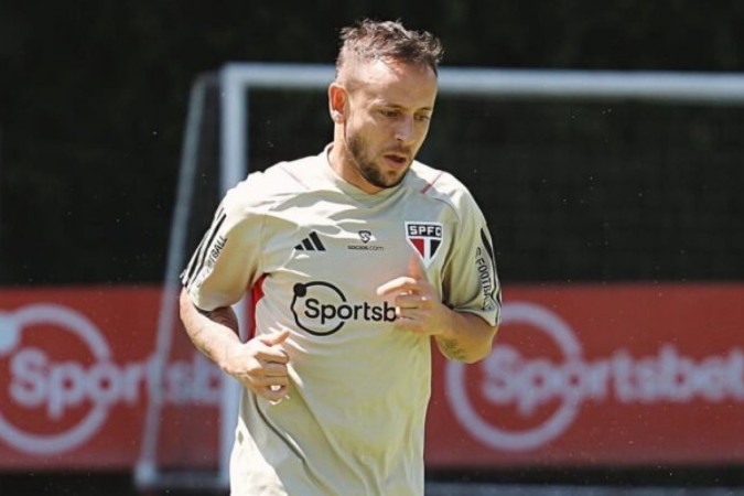 Arboleda fez um trabalho à parte neste fim de semana. Ele não enfrentou o São Bernardo -  (crédito:  Foto: Rubens Chiri/saopaulofc)