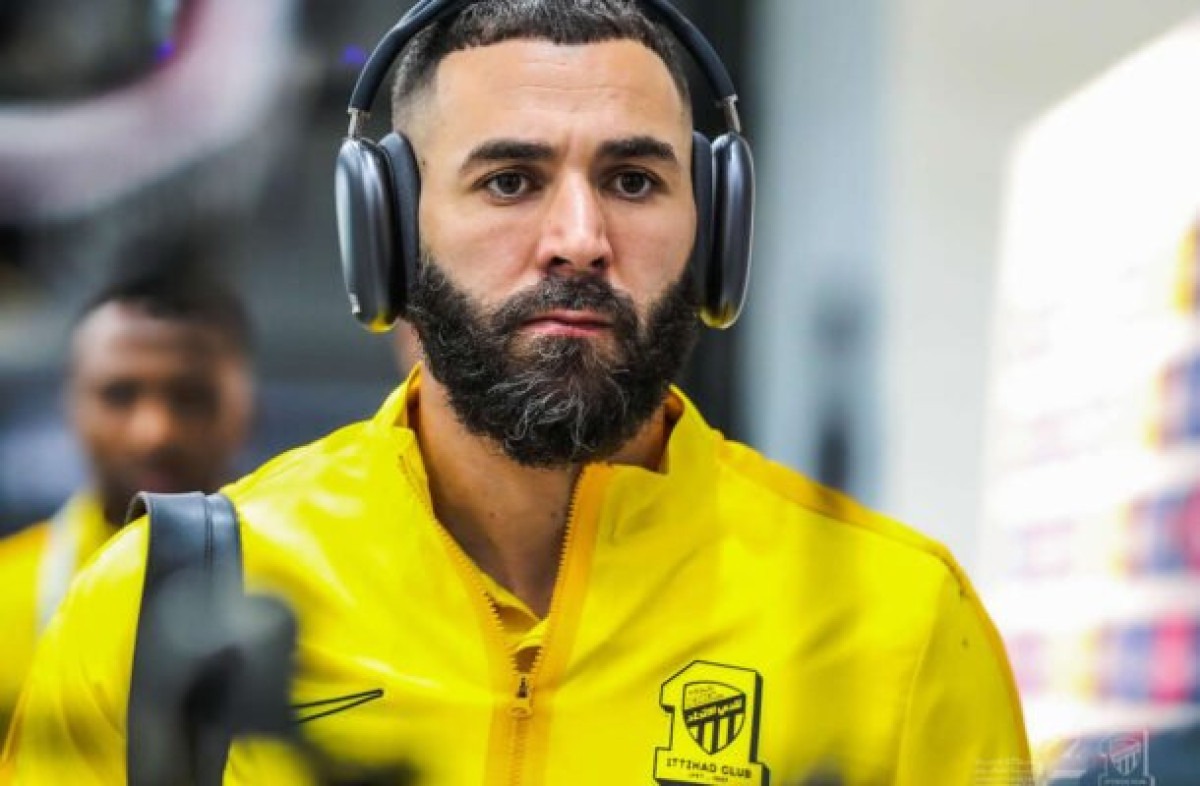 Benzema falta a treino e vai pra geladeira no Al-Ittihad