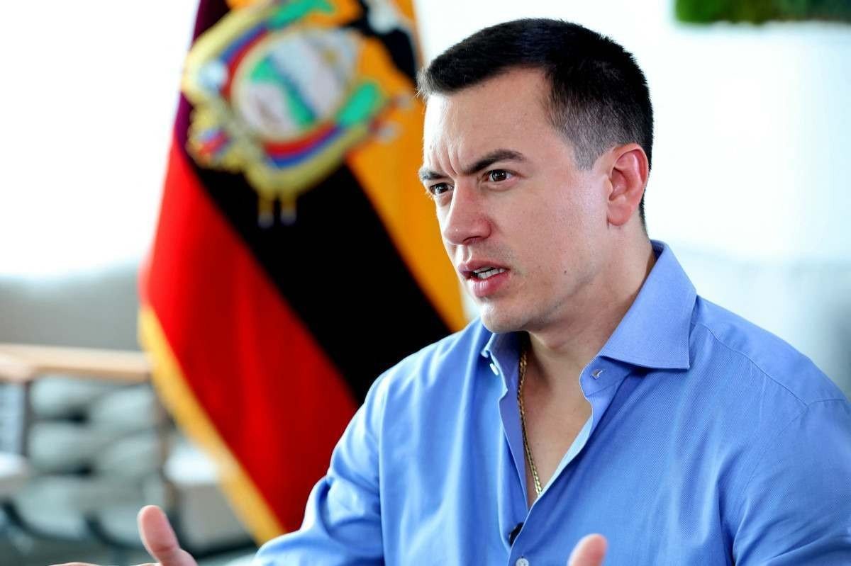 Presidente do Equador sofre tentativa de assassinato, diz ministra do país