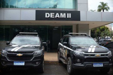 O autor foi encaminhado &agrave; Deam II, onde foi autuado pelas agress&otilde;es cometidas. -  (crédito:  Ed Alves/CB/DA.Press)