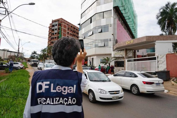 Começa a chegar os boletos da Taxas de Funcionamento de Estabelecimentos e de Execução de Obras -  (crédito: Ivonildo Lira/DF Legal)