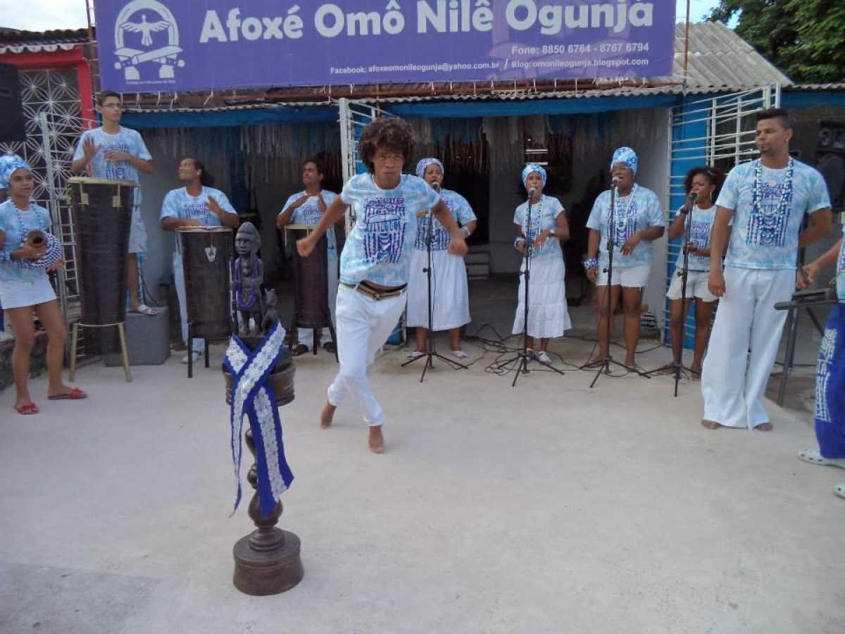 Ensaio aberto com o Afoxé Omo Nilê Ogunjá, em 2014. 