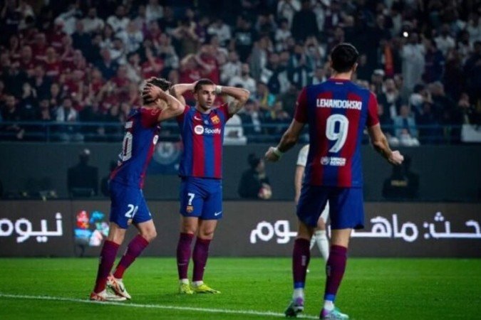 Ferrán Torres tenta finalização em jogo contra o Real Madrid - (crédito: Foto: German Parga / FC Barcelona) Ferrán Torres tenta finalização em jogo contra o Real Madrid - (crédito: Foto: German Parga / FC Barcelona)