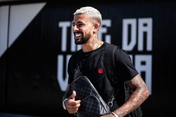 Paulinho chegou em julho e reencontrou o amigo Léo no Vasco - (crédito: Foto: Leandro Amorim/Vasco) Paulinho chegou em julho e reencontrou o amigo Léo no Vasco - (crédito: Foto: Leandro Amorim/Vasco)