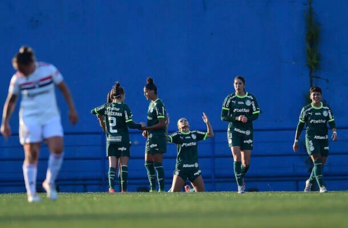 Palmeiras anuncia patrocinador máster para time feminino