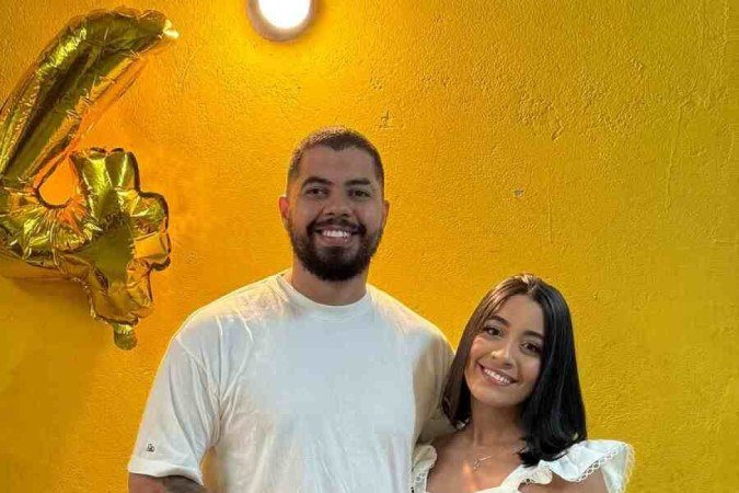 Com a ausência do pai 
desde a infância, 
Lucas foi um dos responsáveis 
por cuidar de Amanda