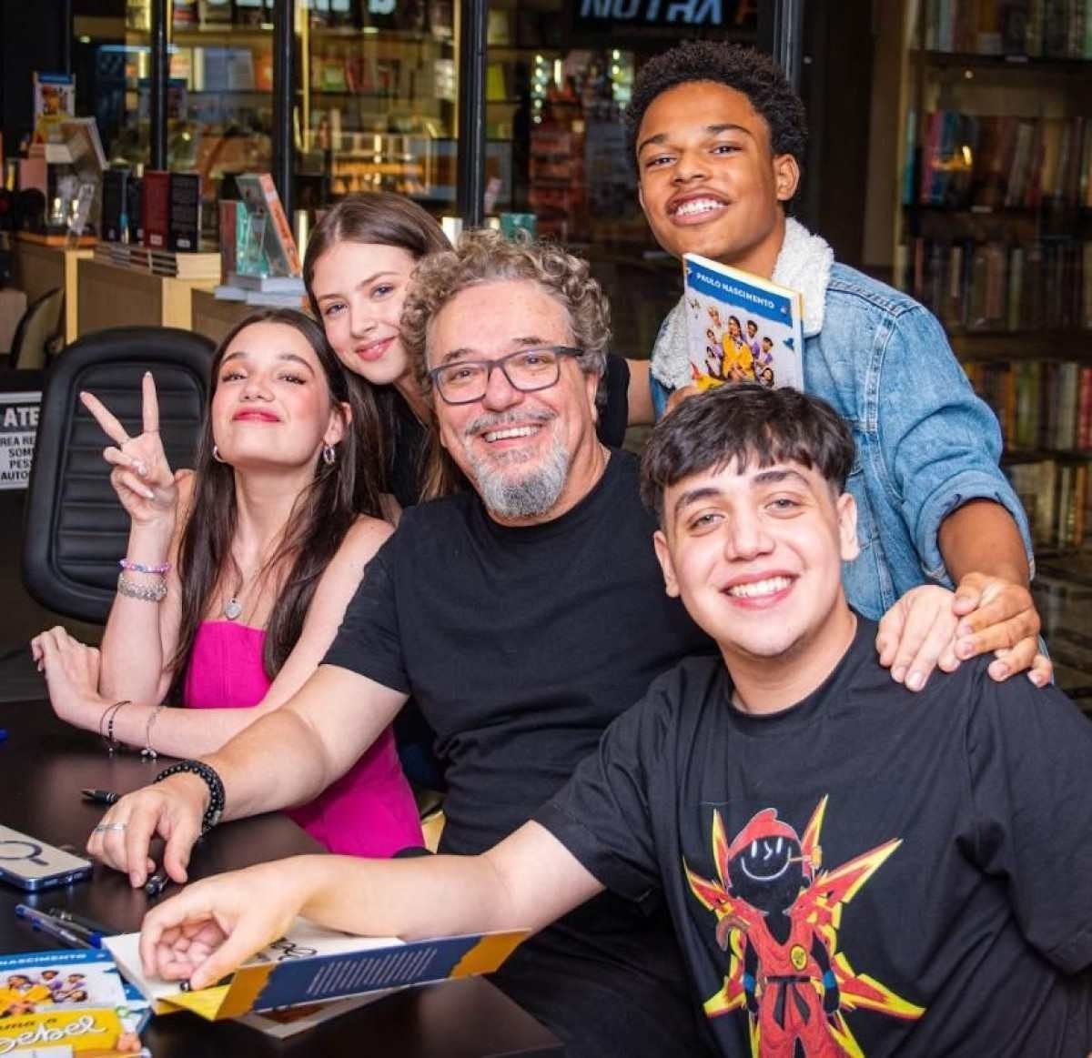 Sofia e grande elenco