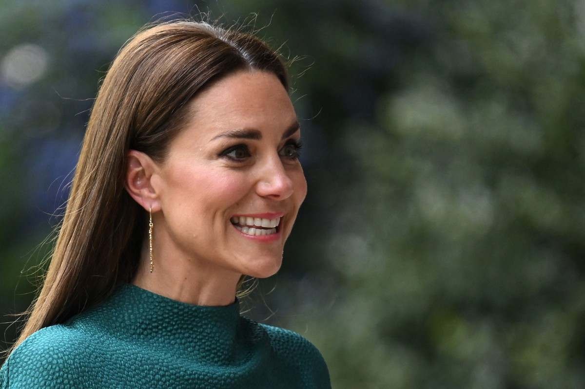 Autoridades desejam boa recuperação à princesa Kate Middleton