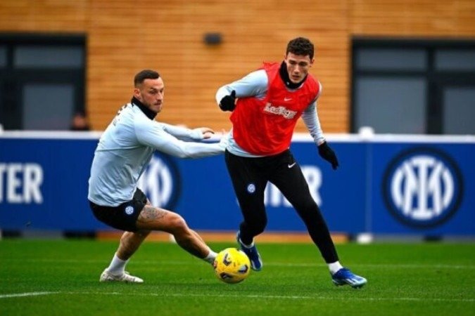 Jogadores da Inter de Milão durante treinamento da equipe - Foto: Divulgação/Internazionale Milano -  (crédito: Foto: Divulgação/Internazionale Milano)