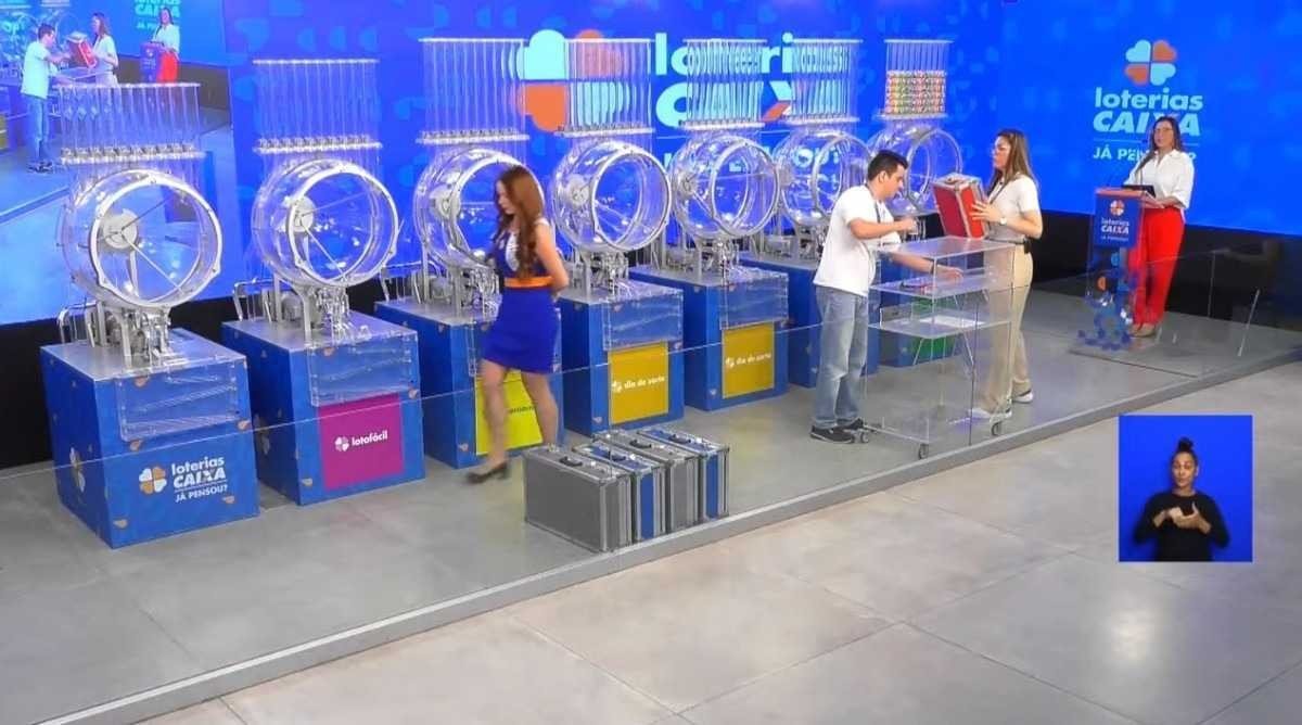 Confira o resultado da Mega-Sena 2677 desta quinta-feira; prêmio é R$ 27 milhões 1 image