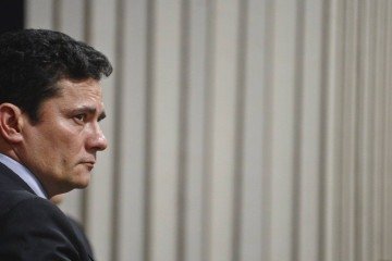 Para especialistas, caso de Moro seria igual ao de Selma Arruda, cassada por investir demais na pré-campanha -  (crédito: Marcos Oliveira/Agência Senado)