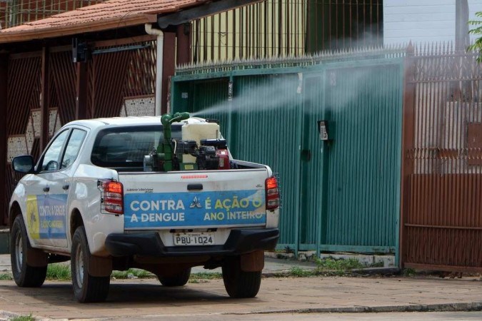 A recomendação é que as pessoas abram portas e janelas quando o veículo passar. -  (crédito:  Ed Alves/CB/DA.Press)