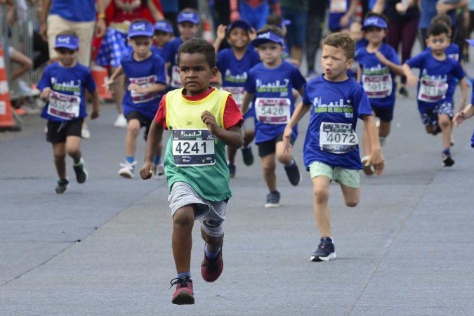 Percursos variararam de 50m a 300m, com duas pistas de corrida