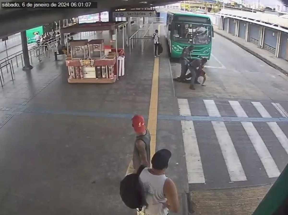 Homem morre após abordagem de seguranças no Metrô de Salvador; Polícia investiga