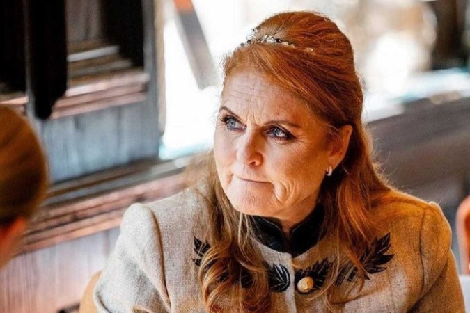 A nova doença surge na vida da duquesa, de 64 anos, após a mulher enfrentar uma cirurgia para deter um câncer de mama, em 2023 -  (crédito: Instagram sarahferguson15/Reprodução)