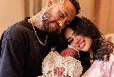 Neymar e Bruna Biancardi vão juntos à festa de aniversário