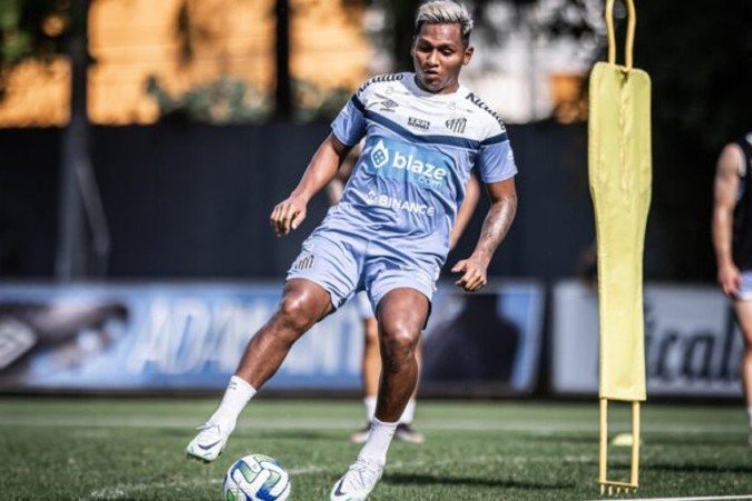 Machucado, Morelos ainda não tem retorno à vista - (crédito: Foto: Raul Baretta/Santos FC) Machucado, Morelos ainda não tem retorno à vista - (crédito: Foto: Raul Baretta/Santos FC)