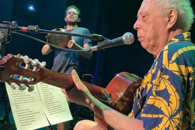 Jards Macalé e Sergio Krakowski se apresentaram em conjunto na última quarta-feira (17/1) no Teatro Brigitte Blair - (crédito: DIVULGAÇÃO/GERALDINHO MAGALHÃES) Jards Macalé e Sergio Krakowski se apresentaram em conjunto na última quarta-feira (17/1) no Teatro Brigitte Blair - (crédito: DIVULGAÇÃO/GERALDINHO MAGALHÃES)