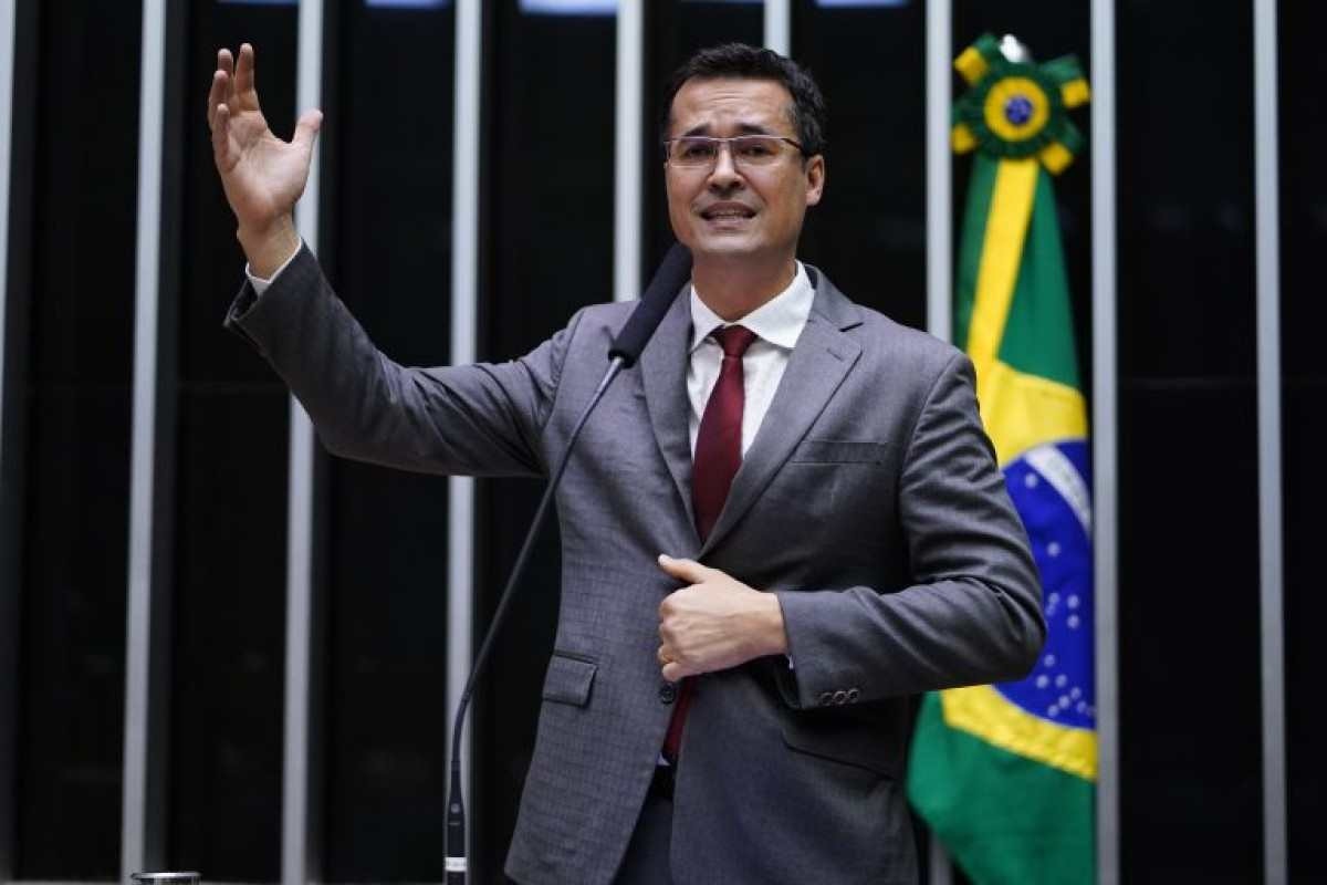 Novo confirma pré-candidatura de Deltan à prefeitura de Curitiba