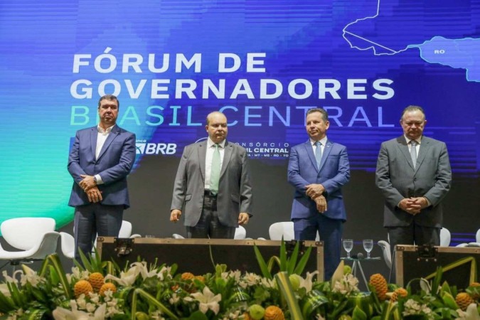 Governadores de sete unidades da Federação se encontraram no fórum do Consórcio Brasil Central (BrC)  -  (crédito: BrC/Divulgação)