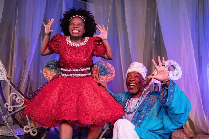 Makeda - A rainha da arábia feliz, espetáculo musical infantil em cartaz no CCBB com direção de Allex Miranda