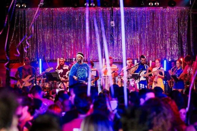 O Baile das Divinas Tetas vai tomar conta da Birosca do Conic amanhã, a partir das 22h -  (crédito: REPRODUÇÃO/THAÍS MALLON)