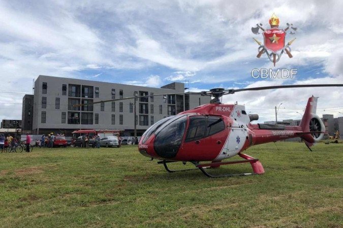 Helicóptero do CBMDF chegou a ser acionado para o local, mas a vítima não resistiu - (crédito: Reprodução/CBMDF) Helicóptero do CBMDF chegou a ser acionado para o local, mas a vítima não resistiu - (crédito: Reprodução/CBMDF)