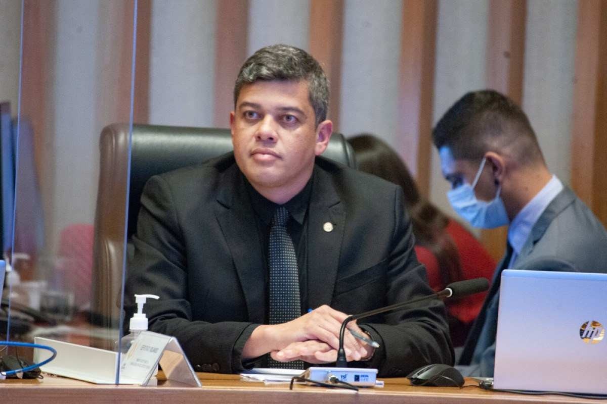 Deputado denuncia marketing com fogos de artifício no Setor de Diversões