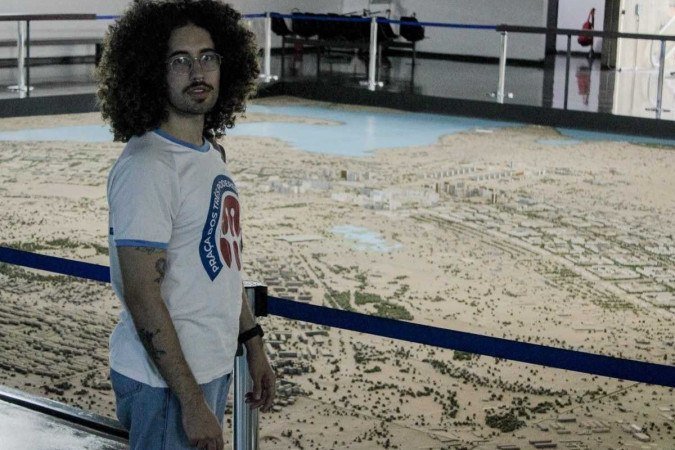 Júnior Fernandes sente a diferença de Brasília quando viaja 
