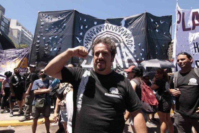Alejandro Crespo, secretário-geral do sindicato Único dos Pneumáticos Argentinos
- (crédito: Arquivo pessoal ) Alejandro Crespo, secretário-geral do sindicato Único dos Pneumáticos Argentinos
- (crédito: Arquivo pessoal )