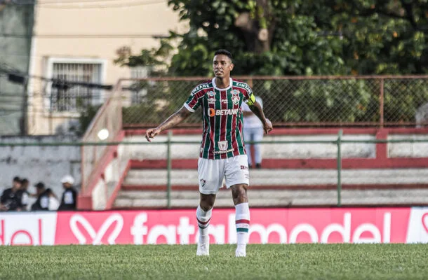 Antônio Carlos assume liderança no Fluminense: ‘Jogar juntos’